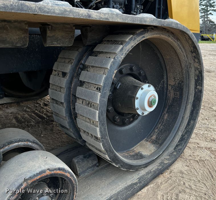 image for item DQ1987 1993 Caterpillar Challenger 85C  tractor