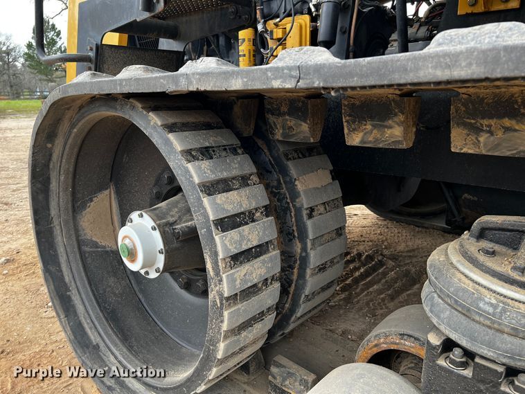 image for item DQ1987 1993 Caterpillar Challenger 85C  tractor