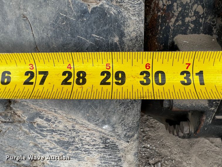 image for item DQ1987 1993 Caterpillar Challenger 85C  tractor