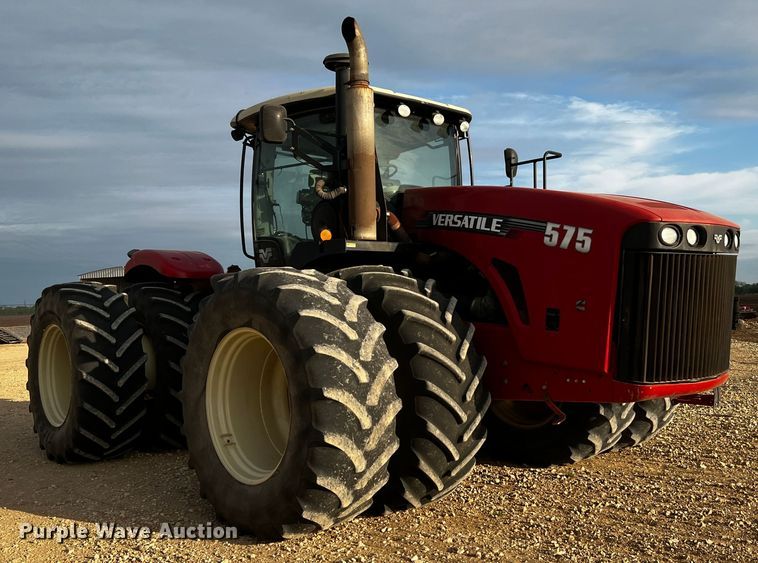image for item DQ2018 2013 Versatile 575  4WD tractor