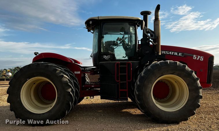 image for item DQ2018 2013 Versatile 575  4WD tractor