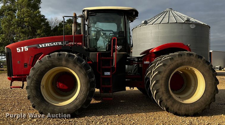 image for item DQ2018 2013 Versatile 575  4WD tractor