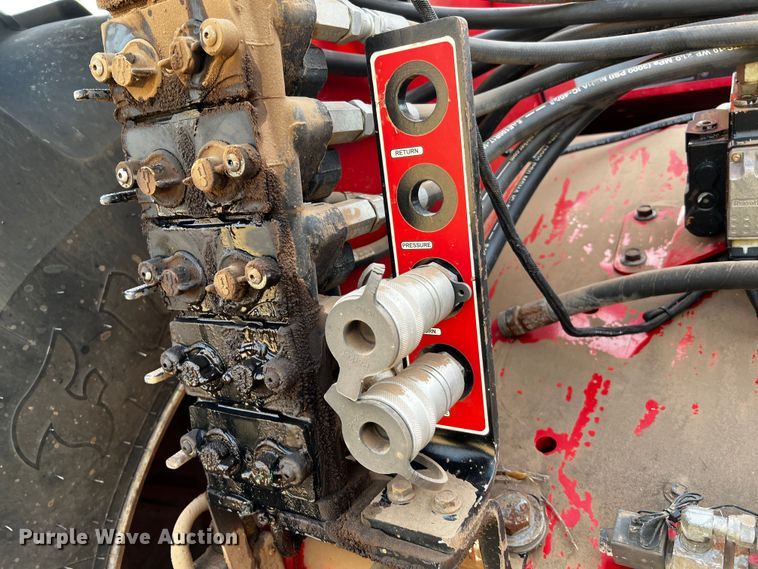 image for item DQ2018 2013 Versatile 575  4WD tractor