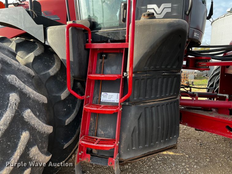 image for item DQ2018 2013 Versatile 575  4WD tractor