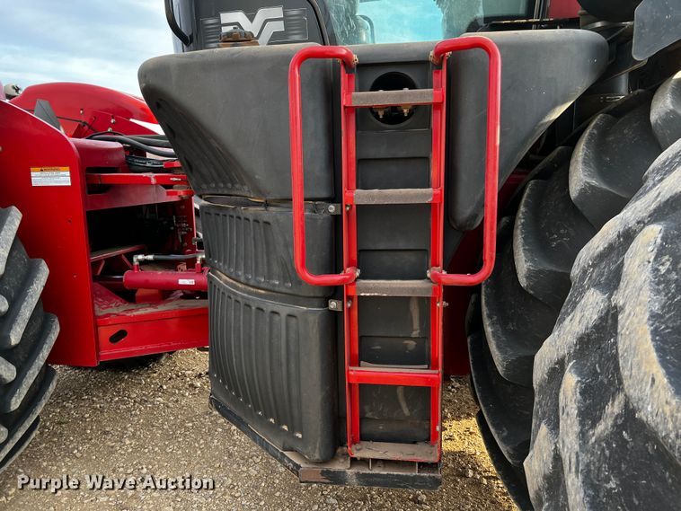 image for item DQ2018 2013 Versatile 575  4WD tractor