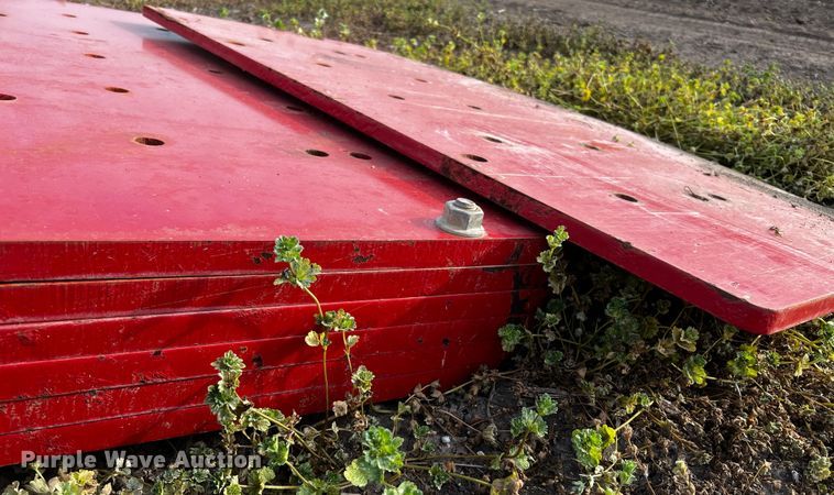 image for item DQ2018 2013 Versatile 575  4WD tractor