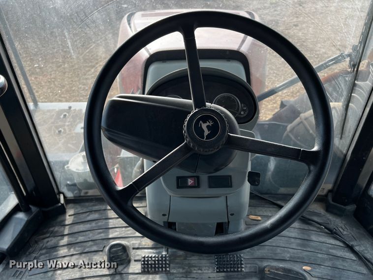 image for item DQ2018 2013 Versatile 575  4WD tractor