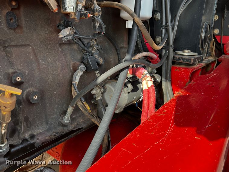 image for item DQ2018 2013 Versatile 575  4WD tractor