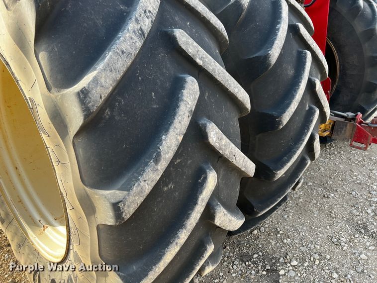 image for item DQ2018 2013 Versatile 575  4WD tractor