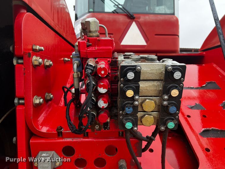 image for item DQ2019 2008 Versatile 485  4WD tractor