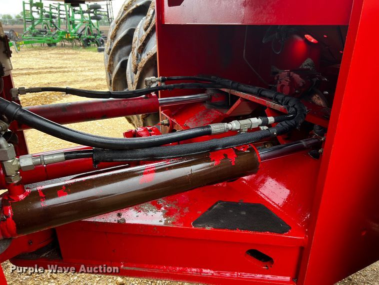 image for item DQ2019 2008 Versatile 485  4WD tractor