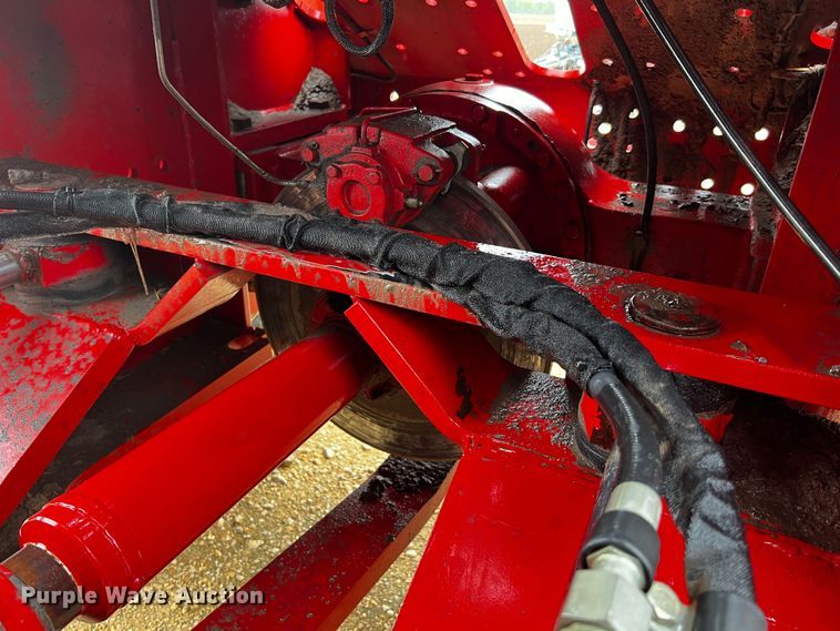 image for item DQ2019 2008 Versatile 485  4WD tractor