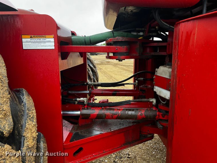 image for item DQ2019 2008 Versatile 485  4WD tractor