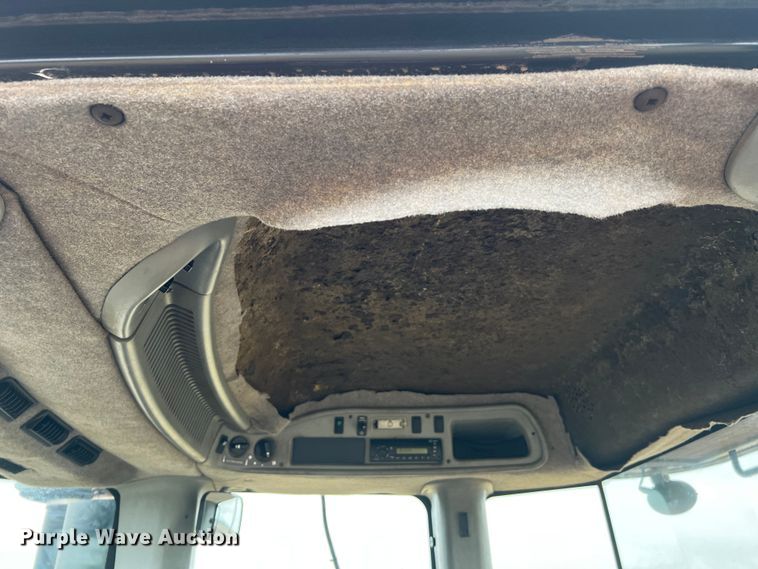 image for item DQ2019 2008 Versatile 485  4WD tractor