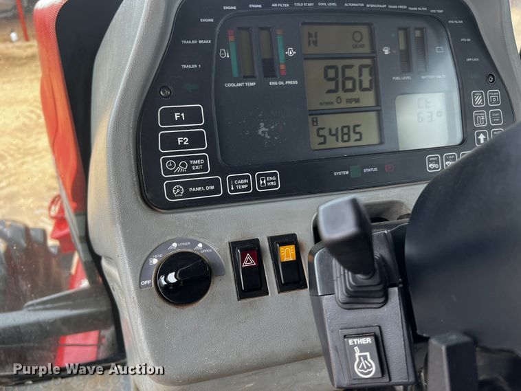 image for item DQ2019 2008 Versatile 485  4WD tractor