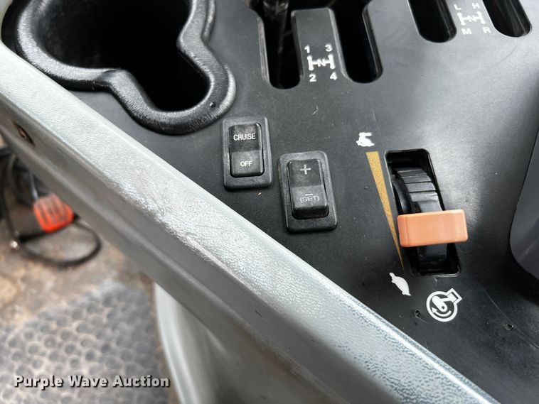 image for item DQ2019 2008 Versatile 485  4WD tractor