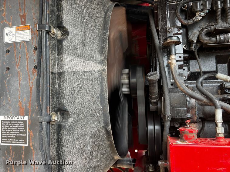 image for item DQ2019 2008 Versatile 485  4WD tractor