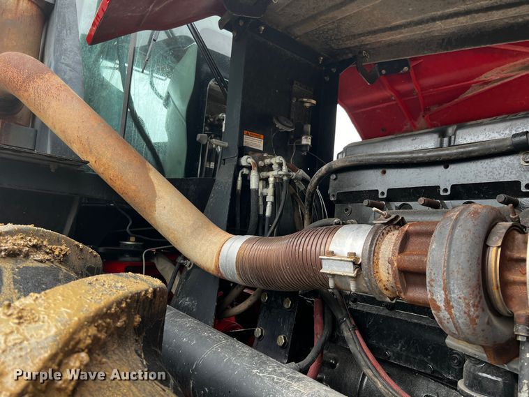 image for item DQ2019 2008 Versatile 485  4WD tractor