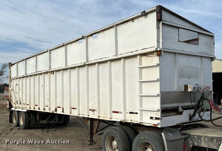 image for item DQ8716 2006 Artex  silage trailer