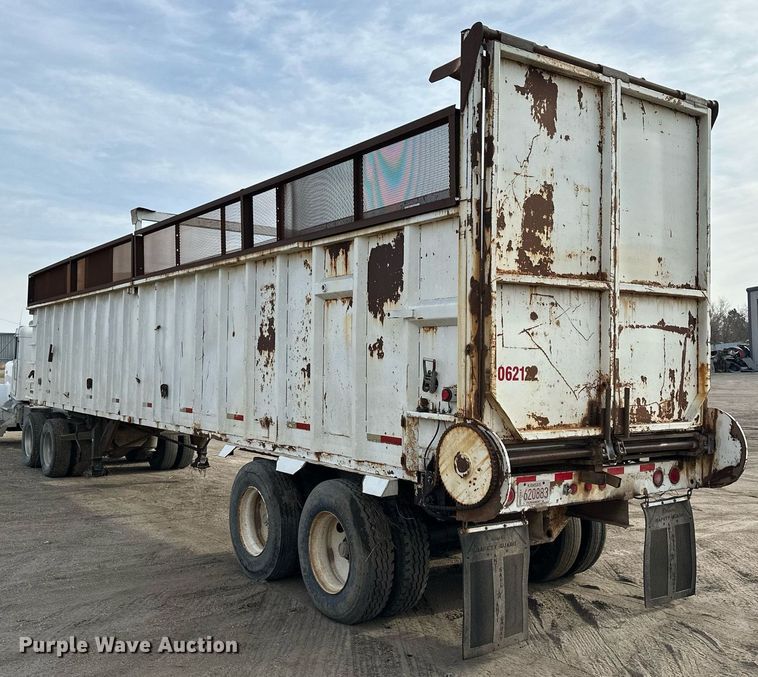 image for item DQ8716 2006 Artex  silage trailer