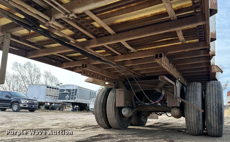 image for item DQ8716 2006 Artex  silage trailer