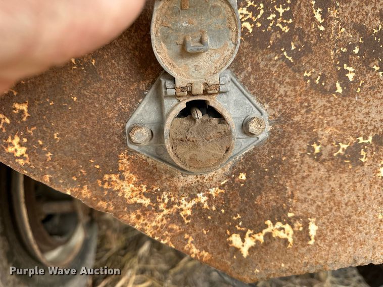 image for item DQ8716 2006 Artex  silage trailer