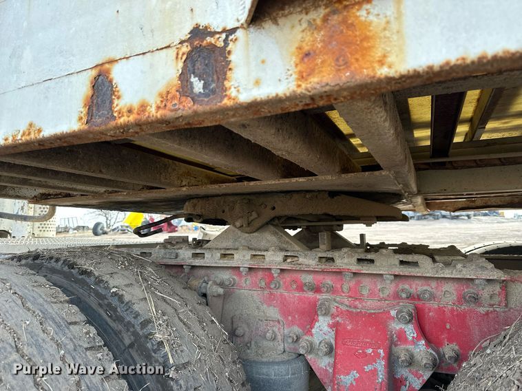 image for item DQ8716 2006 Artex  silage trailer