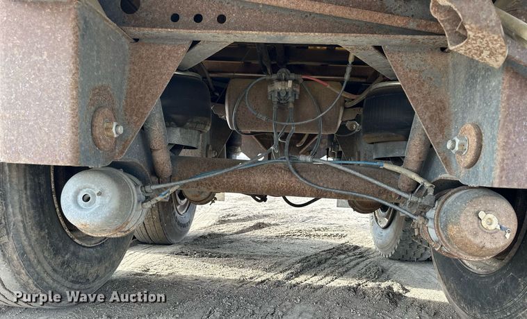 image for item DQ8716 2006 Artex  silage trailer