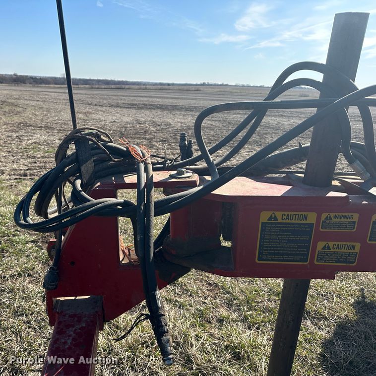 image for item DR5026 White 6100  no-till planter