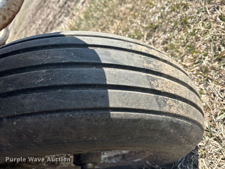 image for item DR5026 White 6100  no-till planter