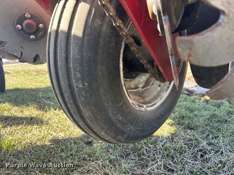 image for item DR5026 White 6100  no-till planter