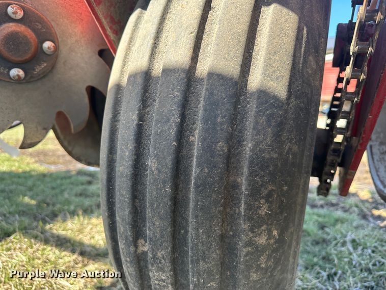 image for item DR5026 White 6100  no-till planter