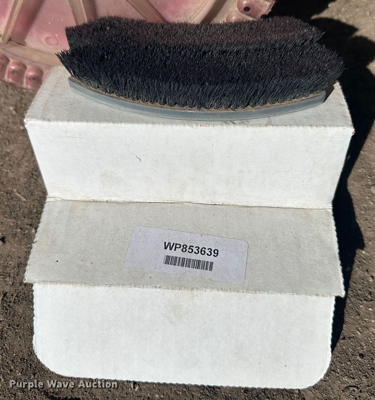 image for item DR5026 White 6100  no-till planter