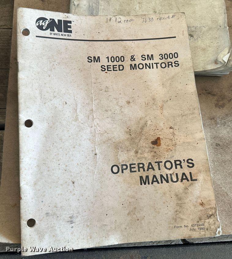 image for item DR5026 White 6100  no-till planter