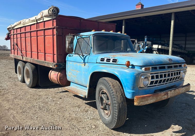 image for item DR5027 1966 Ford F750  grain truck