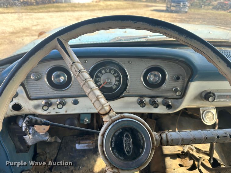 image for item DR5027 1966 Ford F750  grain truck