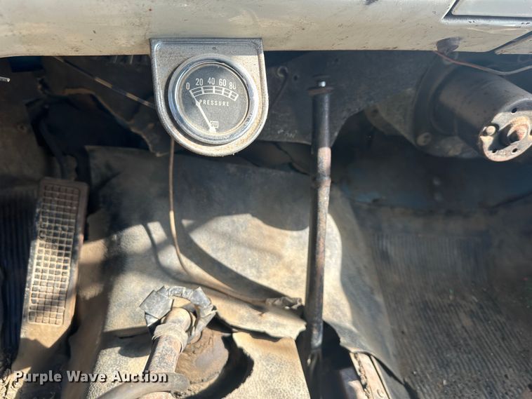 image for item DR5027 1966 Ford F750  grain truck