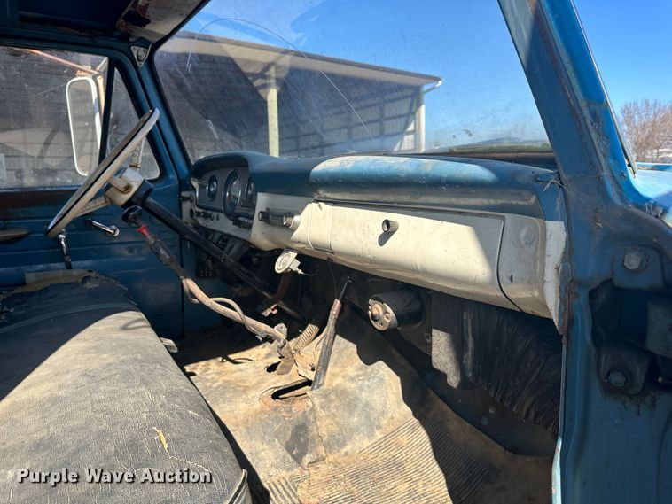 image for item DR5027 1966 Ford F750  grain truck