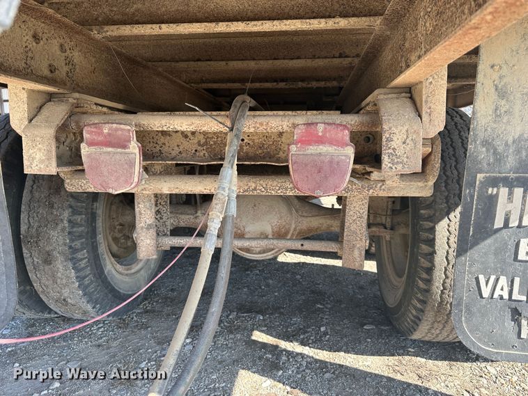 image for item DR5027 1966 Ford F750  grain truck