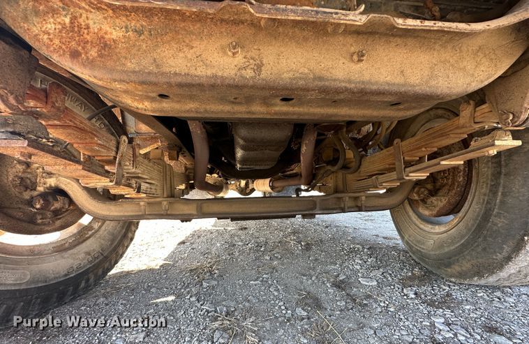 image for item DR5027 1966 Ford F750  grain truck