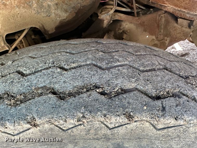 image for item DR5027 1966 Ford F750  grain truck