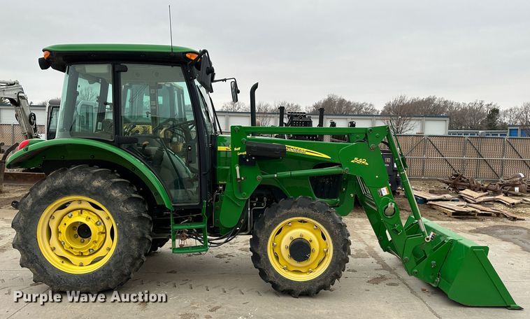 image for item DR5034 2007 John Deere 5225  MFWD tractor
