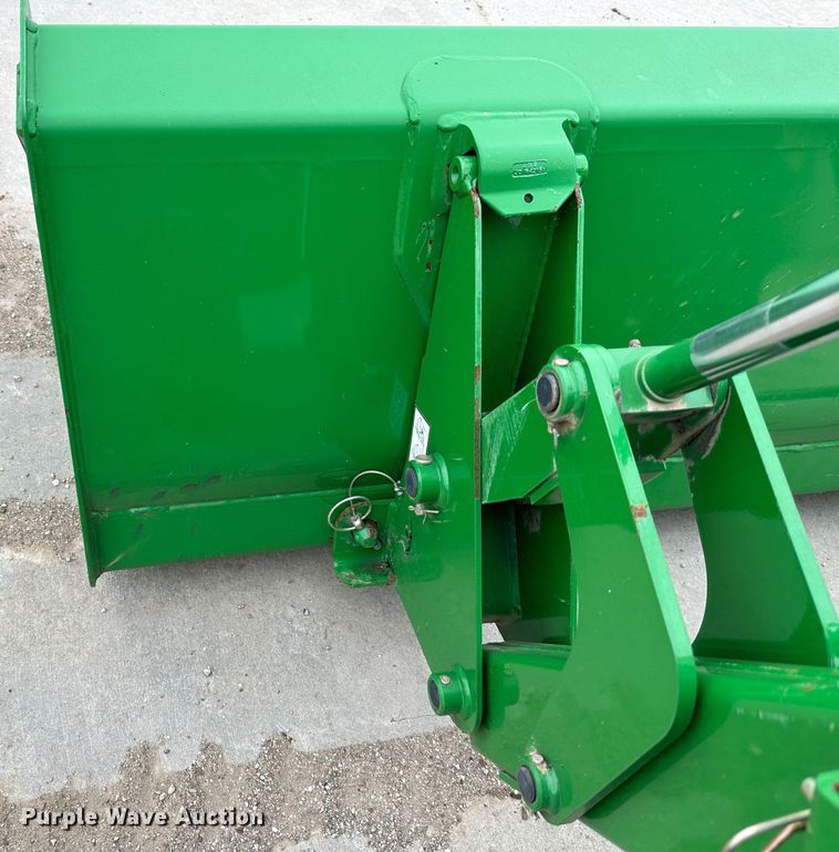 image for item DR5034 2007 John Deere 5225  MFWD tractor