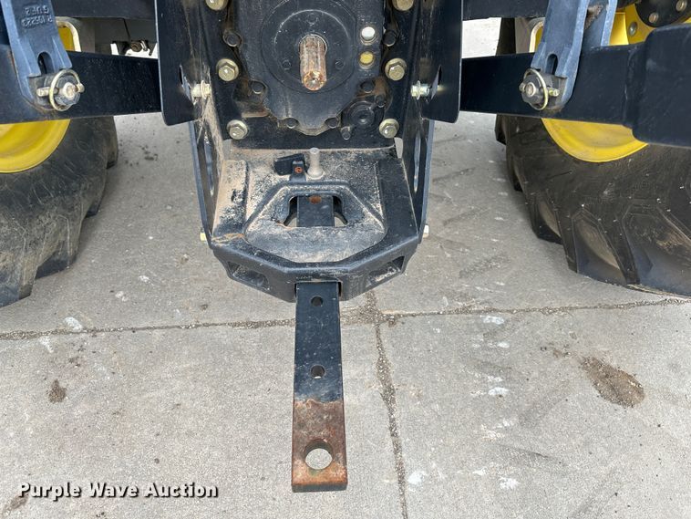 image for item DR5034 2007 John Deere 5225  MFWD tractor