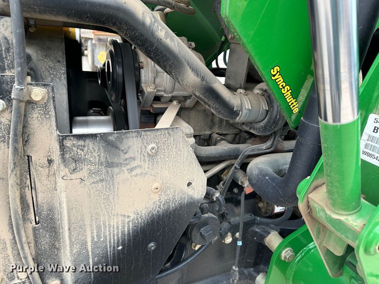 image for item DR5034 2007 John Deere 5225  MFWD tractor