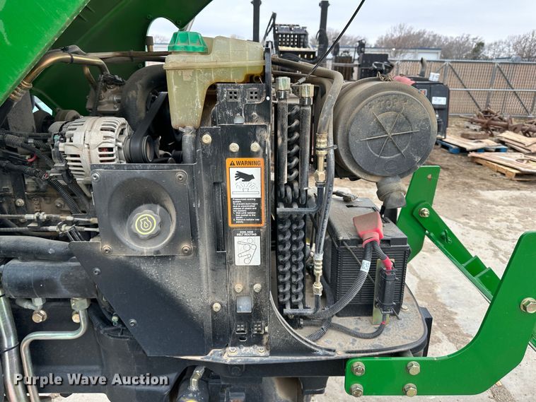 image for item DR5034 2007 John Deere 5225  MFWD tractor