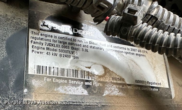 image for item DR5034 2007 John Deere 5225  MFWD tractor