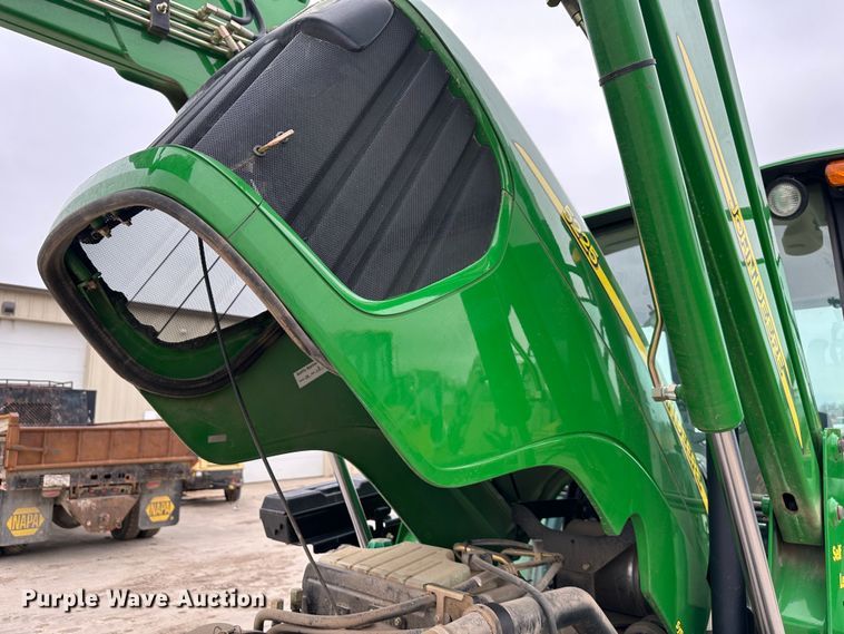image for item DR5034 2007 John Deere 5225  MFWD tractor