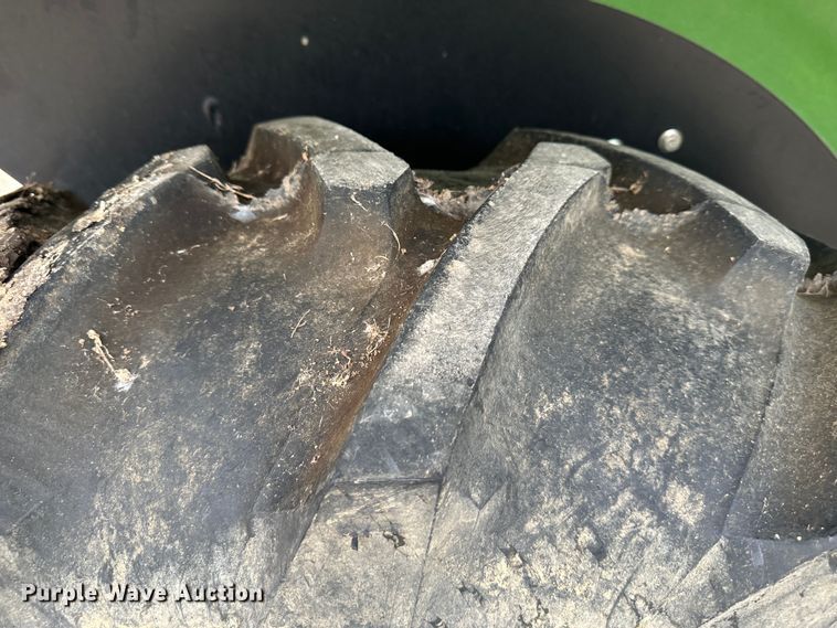 image for item DR5034 2007 John Deere 5225  MFWD tractor