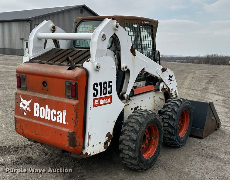 image for item DR6088 2009 Bobcat S185  skid steer loader